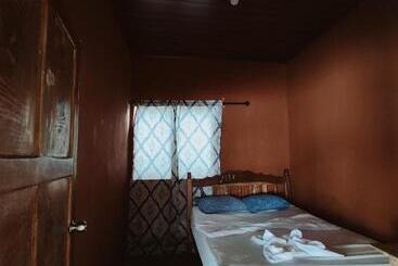 هاستل Los Chocoyos