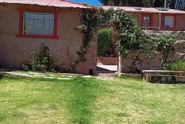 Retkeilymaja Taquile Familia Celso