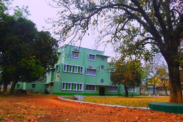 Jhargram Eshani Hotels And Guest House