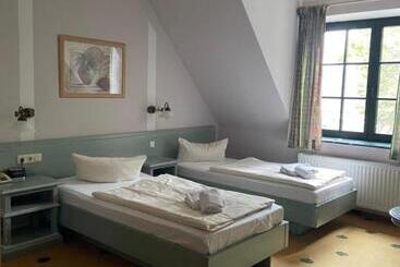 Müritz Landhotel Grüner Baum