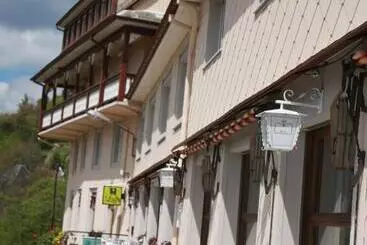 Hotelli Hôtel Restaurant Roess