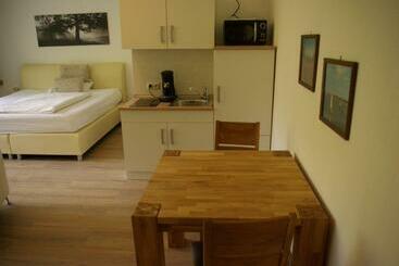 膳宿费 Gästehaus Schewe