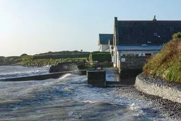 Yha Port Eynon Hostel