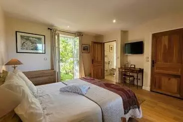 Aamiaismajoitus (B&B) Aux Rives De Honfleur