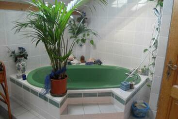 مبيت وإفطار Bed&breakfast In Flüh