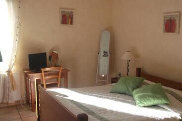 ベッドアンドブレックファースト La Ferriere