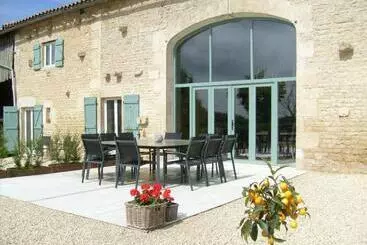 Aamiaismajoitus (B&B) La Grange De Gournay