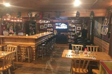 Motel Muskie Bay Resort