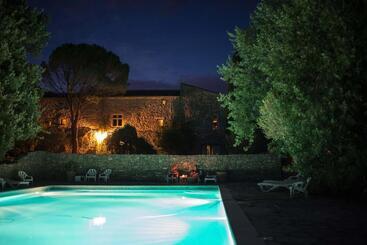 Pansiyon Mas De Bombequiols