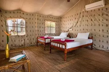 Resort Amritara Riverside Luxury Tents