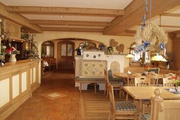 ホテル Landgasthof Goldene Rose