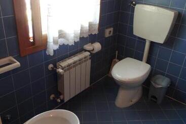 بنسيون Cà Francine