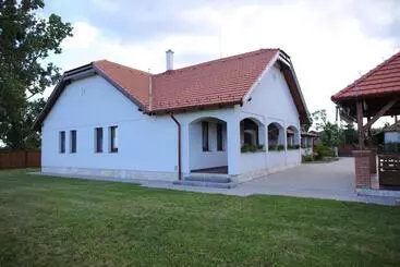 Majatalo Csaronda Vendegház