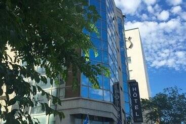 ホテル Chrome Montreal Centreville