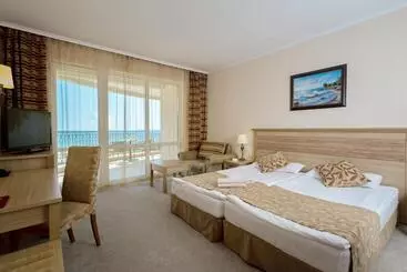 호텔 Dit Majestic Beach Resort