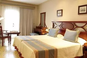 ホテル Reveron Plaza