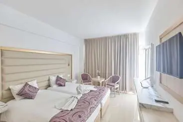 호텔 Tsokkos Protaras