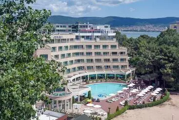 Jeravi Beach Hotel   All Inclusive