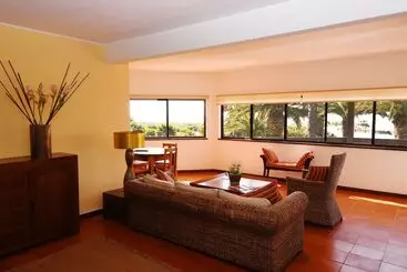 Praia Da Lota Resort - Beachfront Apartments