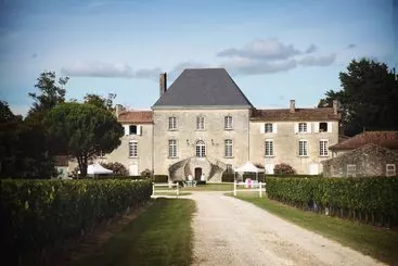 Aamiaismajoitus (B&B) Château Des Arras