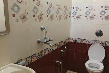 Hotel O La Grande Residencya