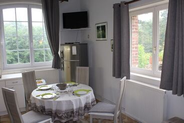 بنسيون Gite Du Chateau De Mecquignies