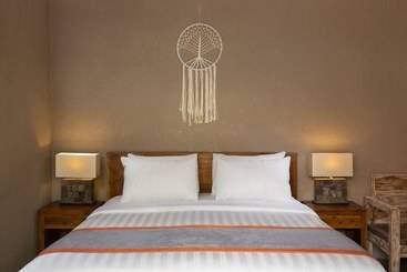 膳宿费 Nusa Majesty