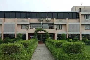 Hotel Malhaar Resort