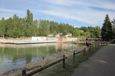 Majatalo Chambres Dans Maison De Vacances Avec Spa Extérieur