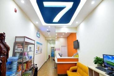 فندق 7 Days Inn Kaifeng Daliang Men Branch