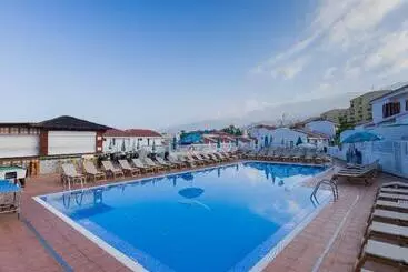 Apartamentos Tinerfe Garden