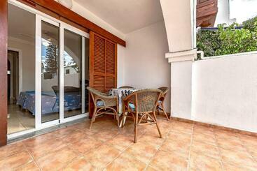 Apartamentos turísticos Apartment In Paraiso Royal