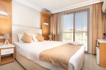 هتل Temple Miletos Spa