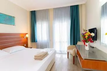 ホテル Petunya Beach Resort