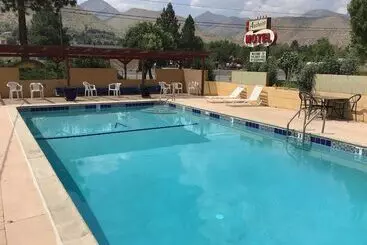Andruss Motel