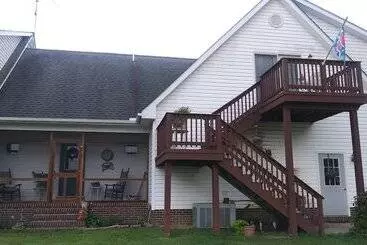 Aamiaismajoitus (B&B) Marvels On The Creek