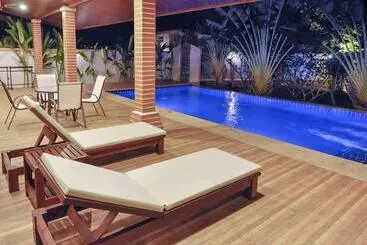 Hotel Capital O887 Orchid Garden Villa 2