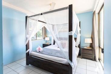 Hotel Ocean Views 49a