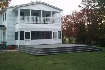 The Chandler House Bed And Breakfast
