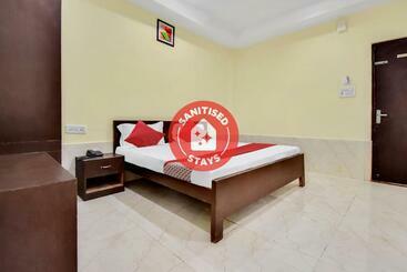 酒店 Oyo 46589  Shivam Paradise