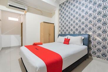 酒店 Reddoorz Near Pasar Klandasan Balikpapan