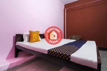 酒店 Spot On 63838  Govinda Inn