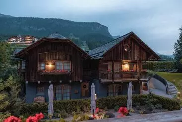 アパートホテル Sportony Mountain Lodges