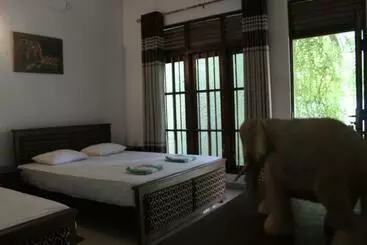 ベッドアンドブレックファースト Elephant Village With Free Safari Tour