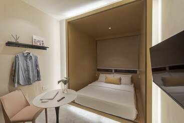Harper Boutique Hotel At Sutera Avenue