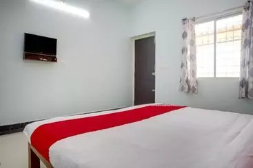 Otel Oyo 71032 Auro 7eleven