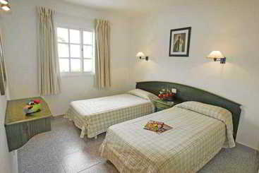 Bungalows La Mirage Swingers Complex