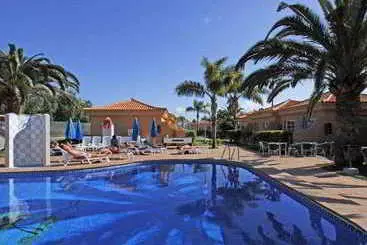 Бунгало La Mirage Swingers Complex