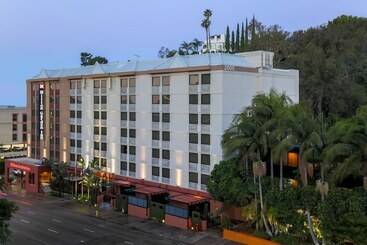 בית מלון כפרי Hilton Garden Inn Los Angeles/hollywood