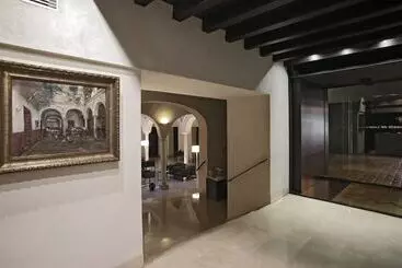 هتل Posada Del Lucero